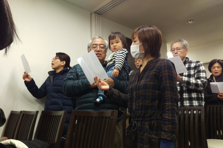 合唱シーン