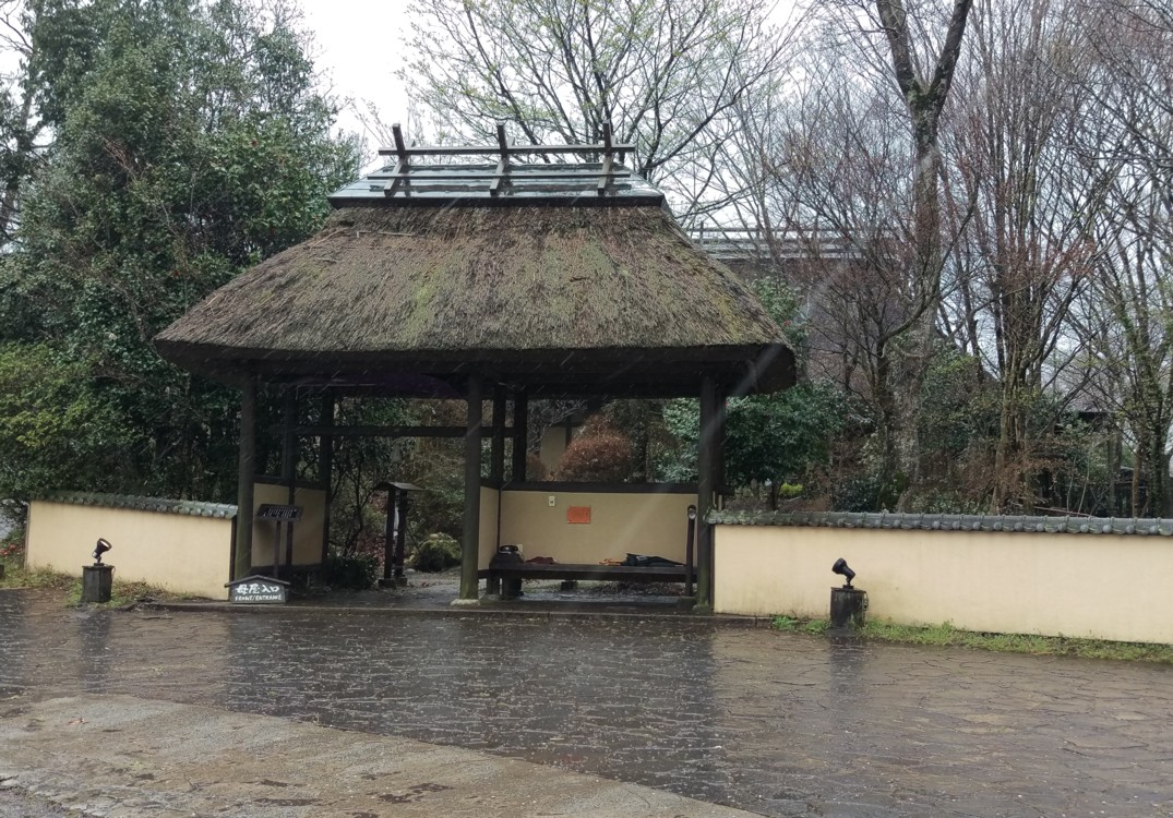翡翠之庄山門
