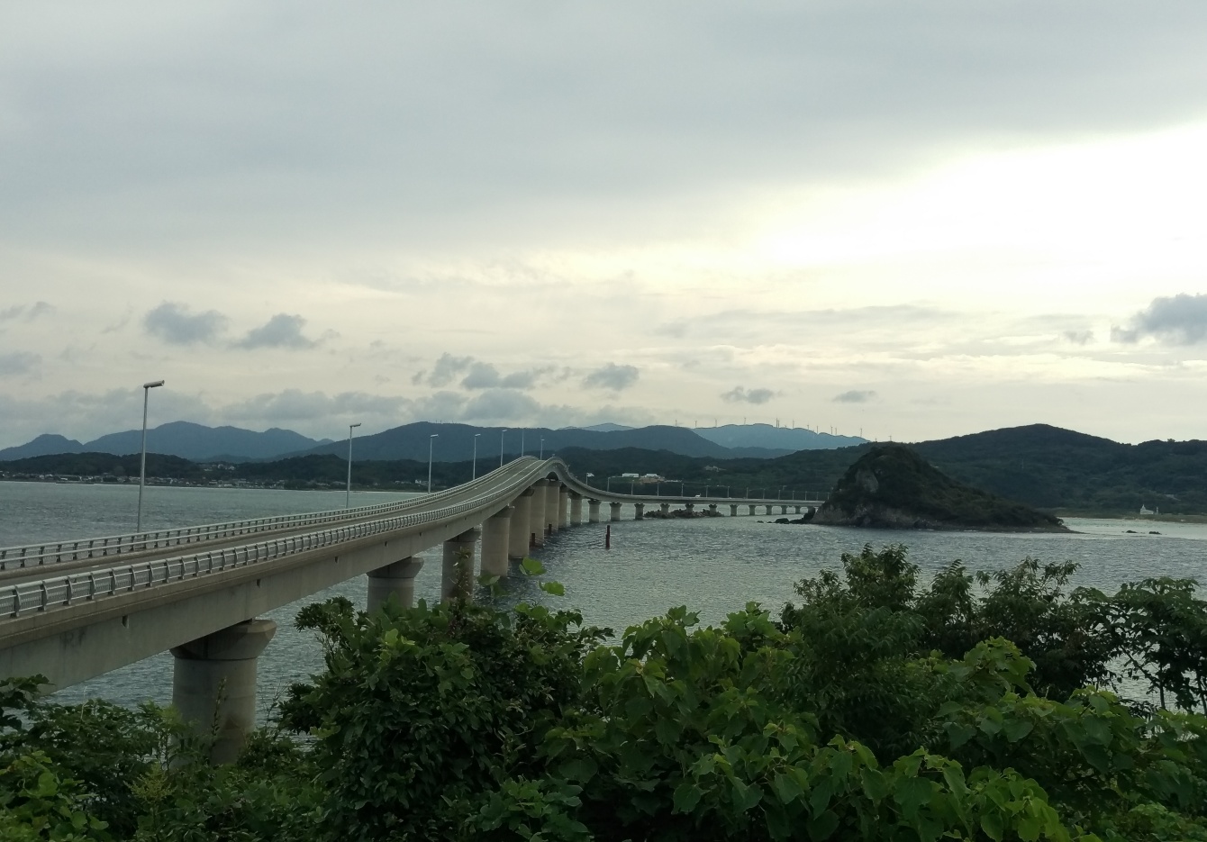 角島大橋(角島側)
