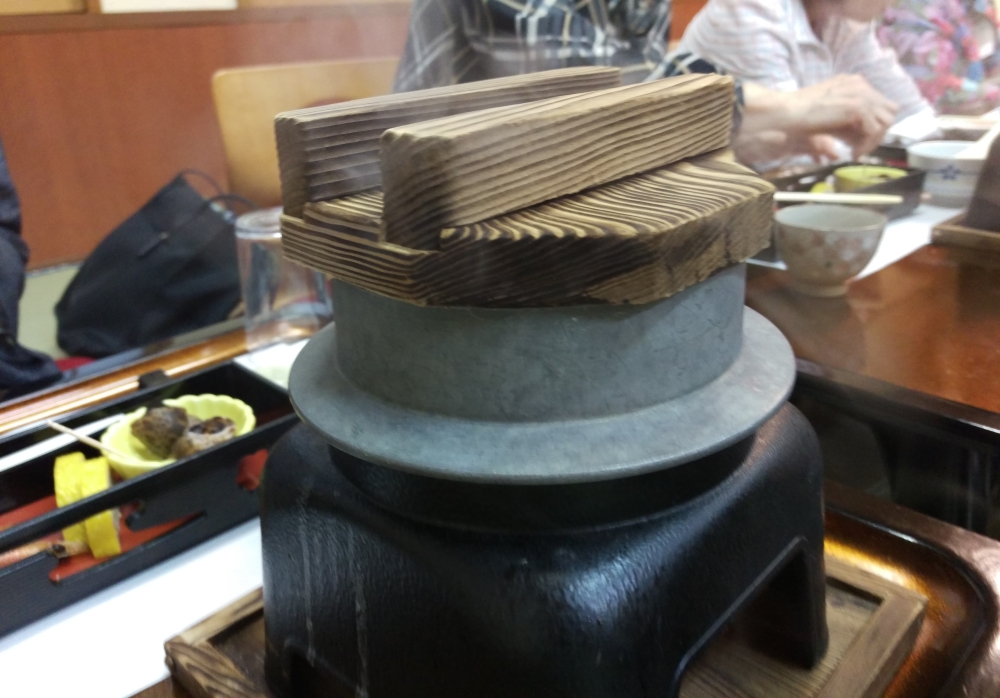 羽釜での炊き込みご飯