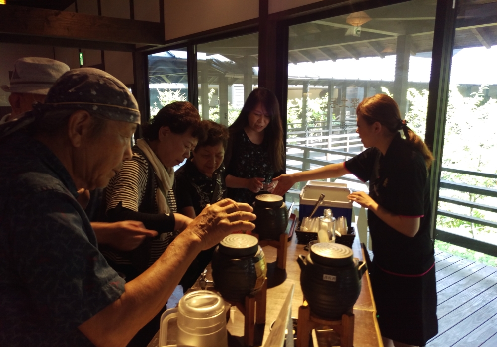 金山蔵での試飲
