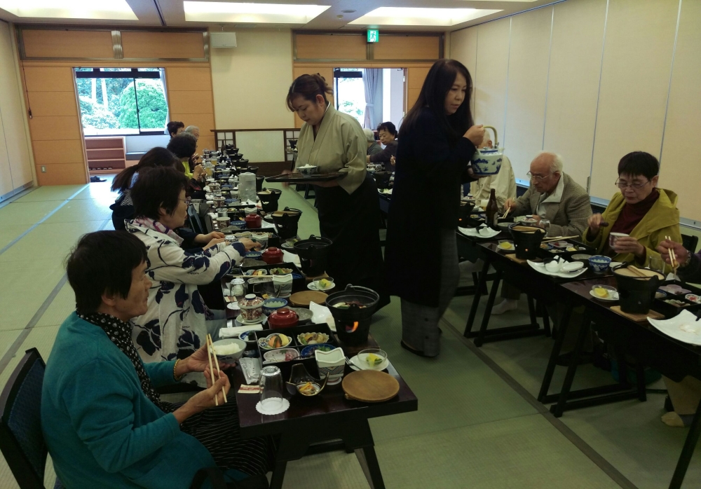 昼食会の様子