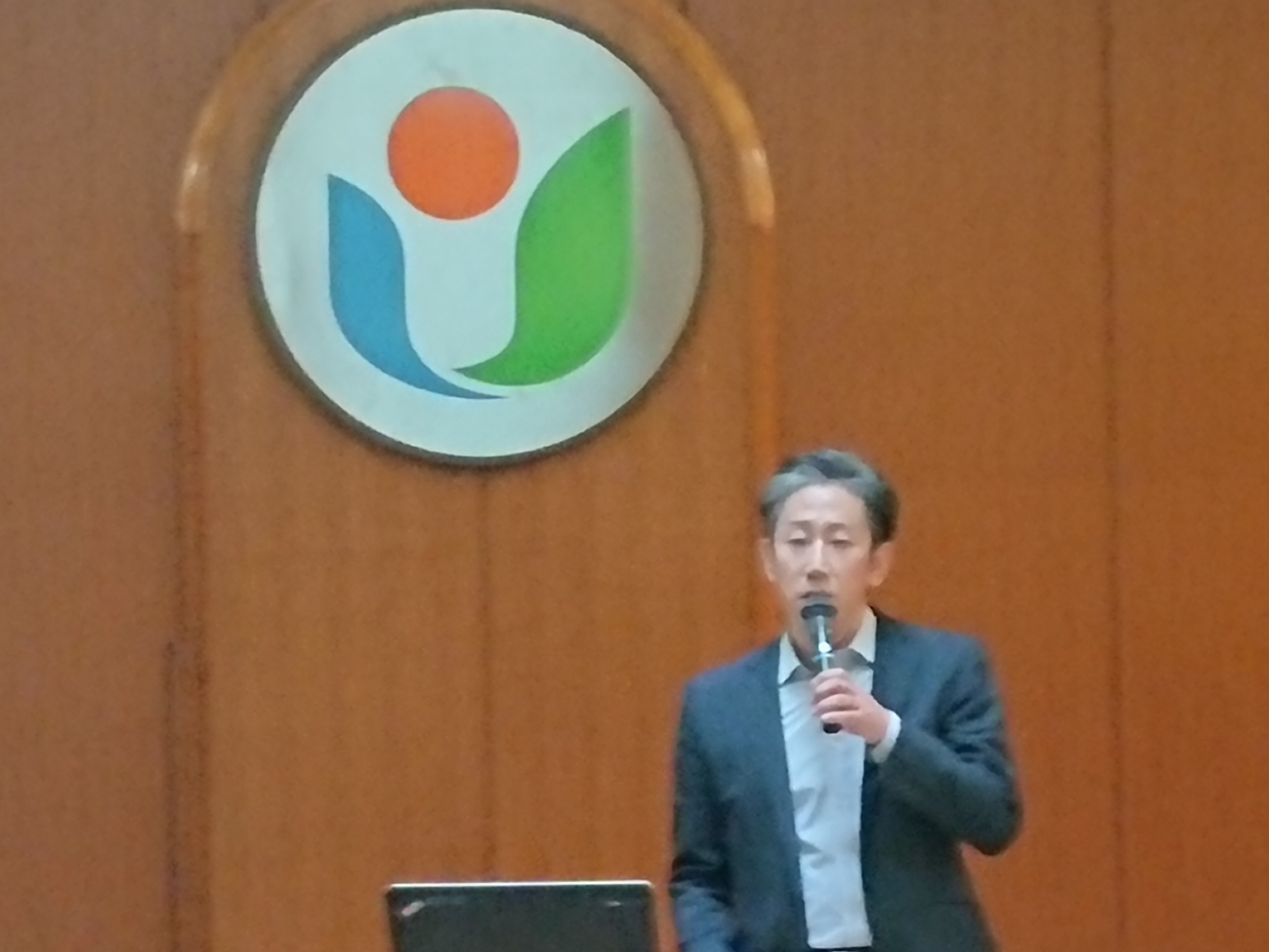 第二部講師の板倉行政書士