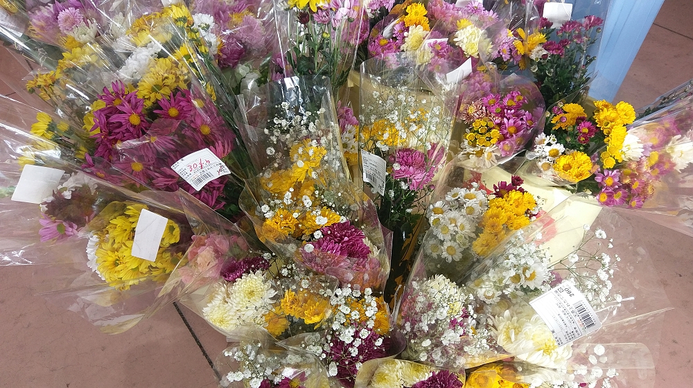とれたて市場ではお正月花も