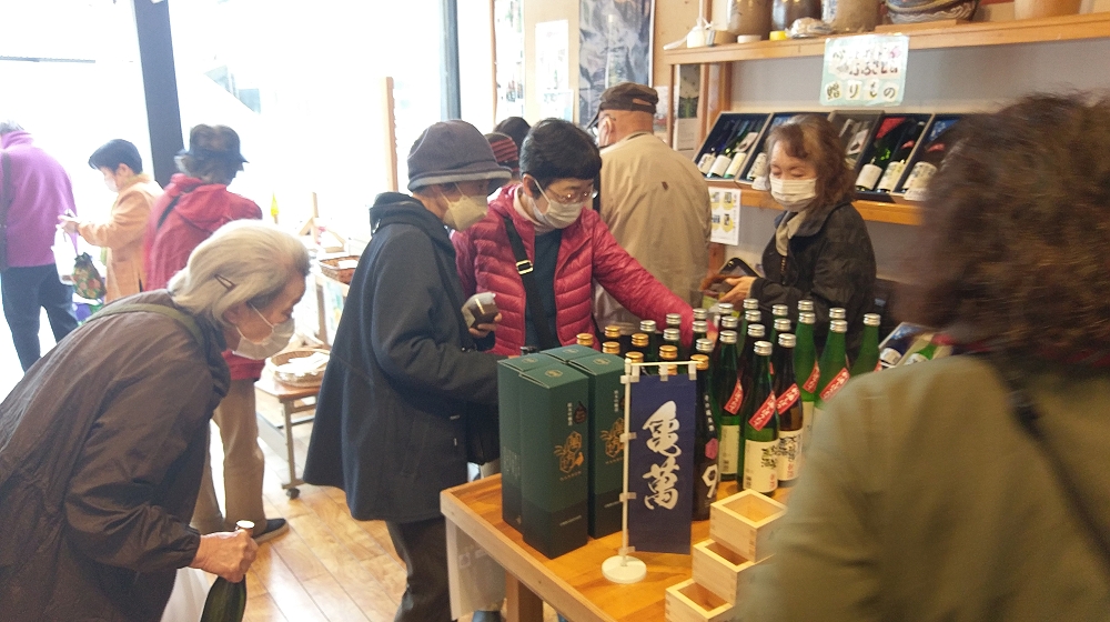 お買い物の様子