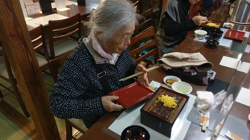 お楽しみ昼食タイム