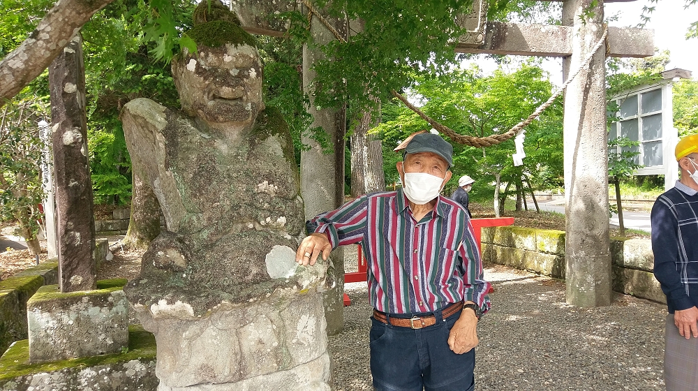ハイポーズ