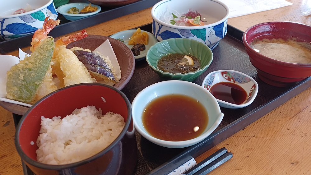 玄界灘の新鮮な海鮮料理 玄界灘の新鮮な海鮮料理