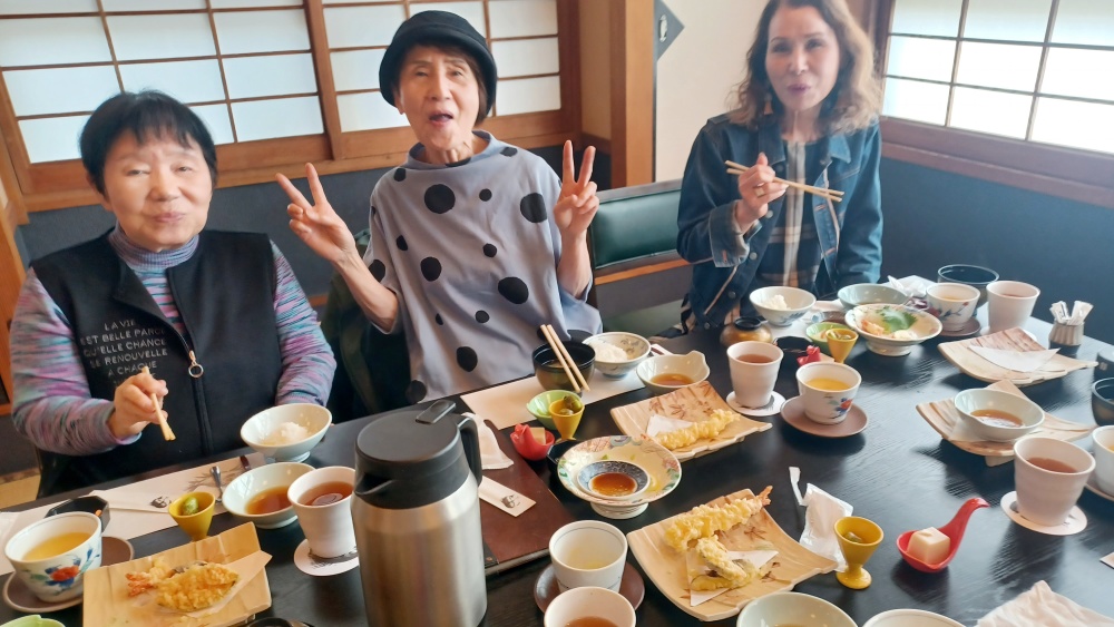 昼食の様子 昼食の様子